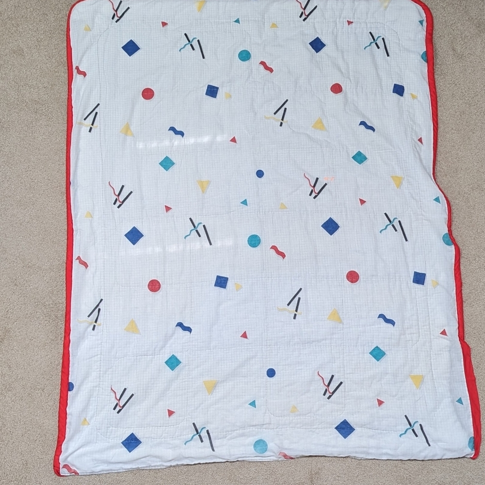 Vintage 80's 90's geometric twin xl size comforter seen on Full House/Home Alone